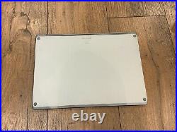 Microsoft Surface Laptop 1769 I7-7660u 512gb Ssd 16gb Ram Win 10 Pro