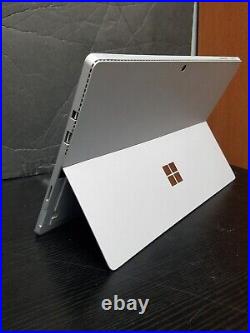 Microsoft Surface Pro 4 1724 12.3 (I5-6300U 2.4GHz 8GB RAM 256GB SSD Win10 Pro)