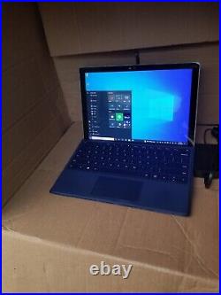 Microsoft Surface Pro 4 1724 Core i5-6300u 2.40GHz 8GB DDR3 256GB SSD WIN 10 PRO