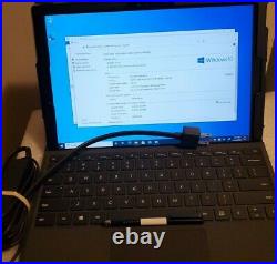 Microsoft Surface Pro 4 8GB Ram i5-6300U 256GB Wi-Fi 12.3 Win 10Pro + Keyboard