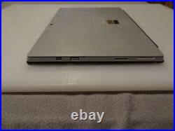 Microsoft Surface Pro 4 Core I7-6650u 2.20ghz 8GB RAM 256gb SSD Win 10 Pro