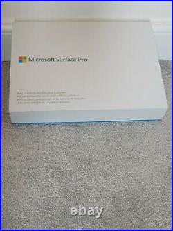 Microsoft Surface Pro 4, Intel Core i5-6300U, 128GB SSD, 4GB