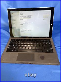 Microsoft Surface Pro 4 i5 8GB RAM 256GB SSD 12.3 Excellent Condition