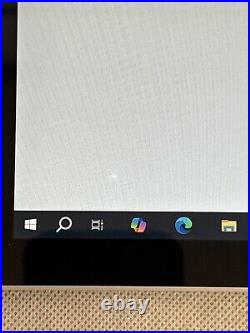 Microsoft Surface Pro 7, 12.3 (256GB, Intel i5, 16GB Ram) Silver LCD Spots