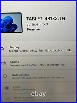 Microsoft Surface Pro 9 13 2022 2.6 GHz i7-1255U 16GB 256GB With KB Pen