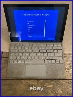 Microsoft Surface Pro Gen 5 i7-7660U, 256GB SSD 8GB 1796 Tablet Dock Keyboard