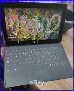 Surface Pro 256GB 8GB I5 2.6GHZ WIN10PRO Bundle Touch Cover 2 Wacom pen NO FAULT